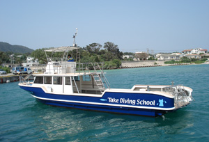 NEW�{�[�g�̌㕔